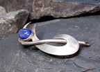 SILVER MODERNIST Brooch with Blue Agate Cat eye gemstone - 7.7g
