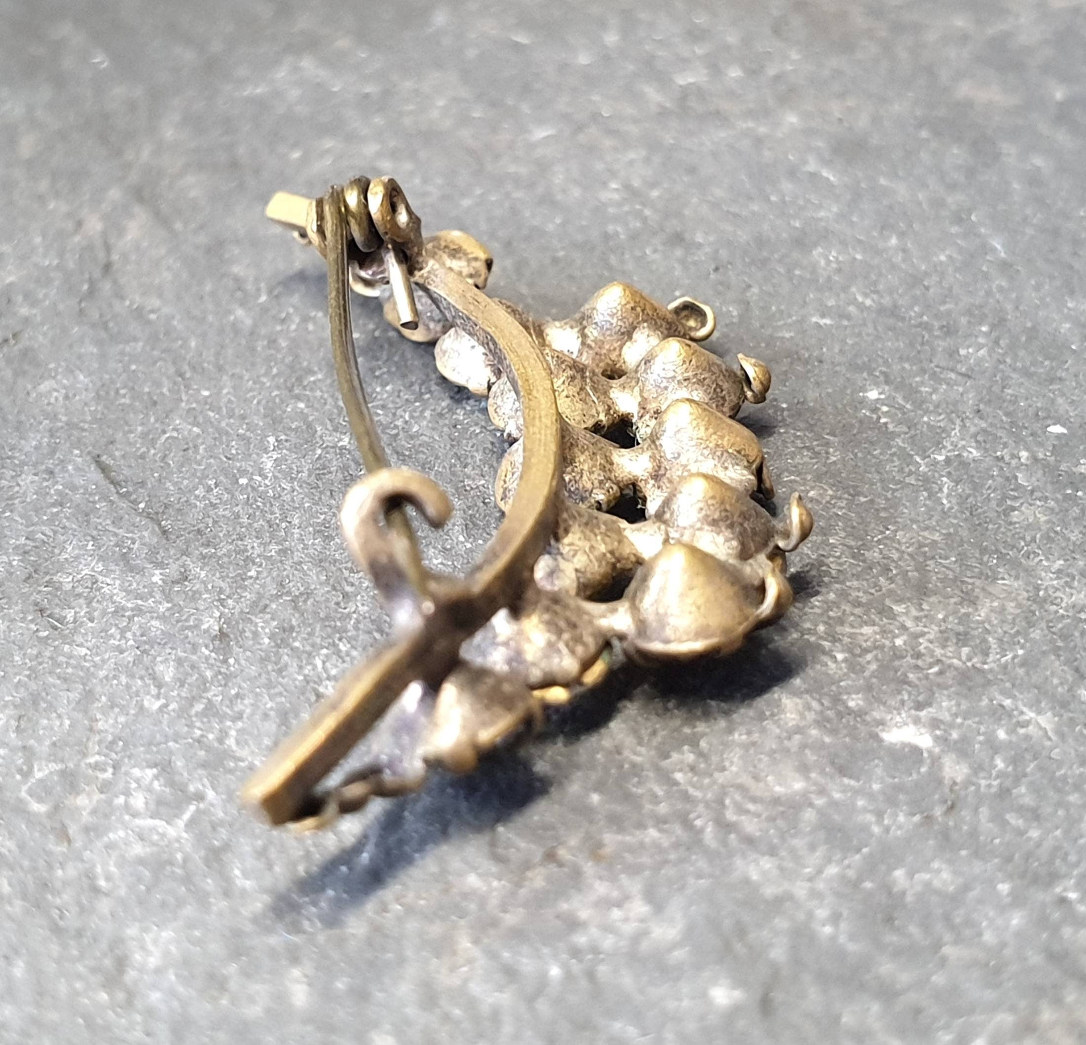 Antique Edwardian Crescent Moon BROOCH - Paste Stones - 2.7g