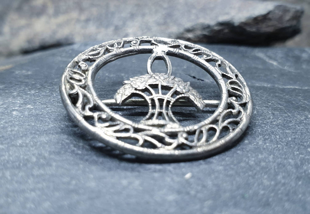 VICTORIAN Solid Silver BROOCH - Basket of Flowers - 2.6g