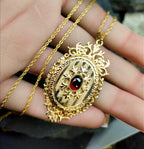 Vintage 9ct GOLD Ornate Locket Necklace on 20" Chain - 8g