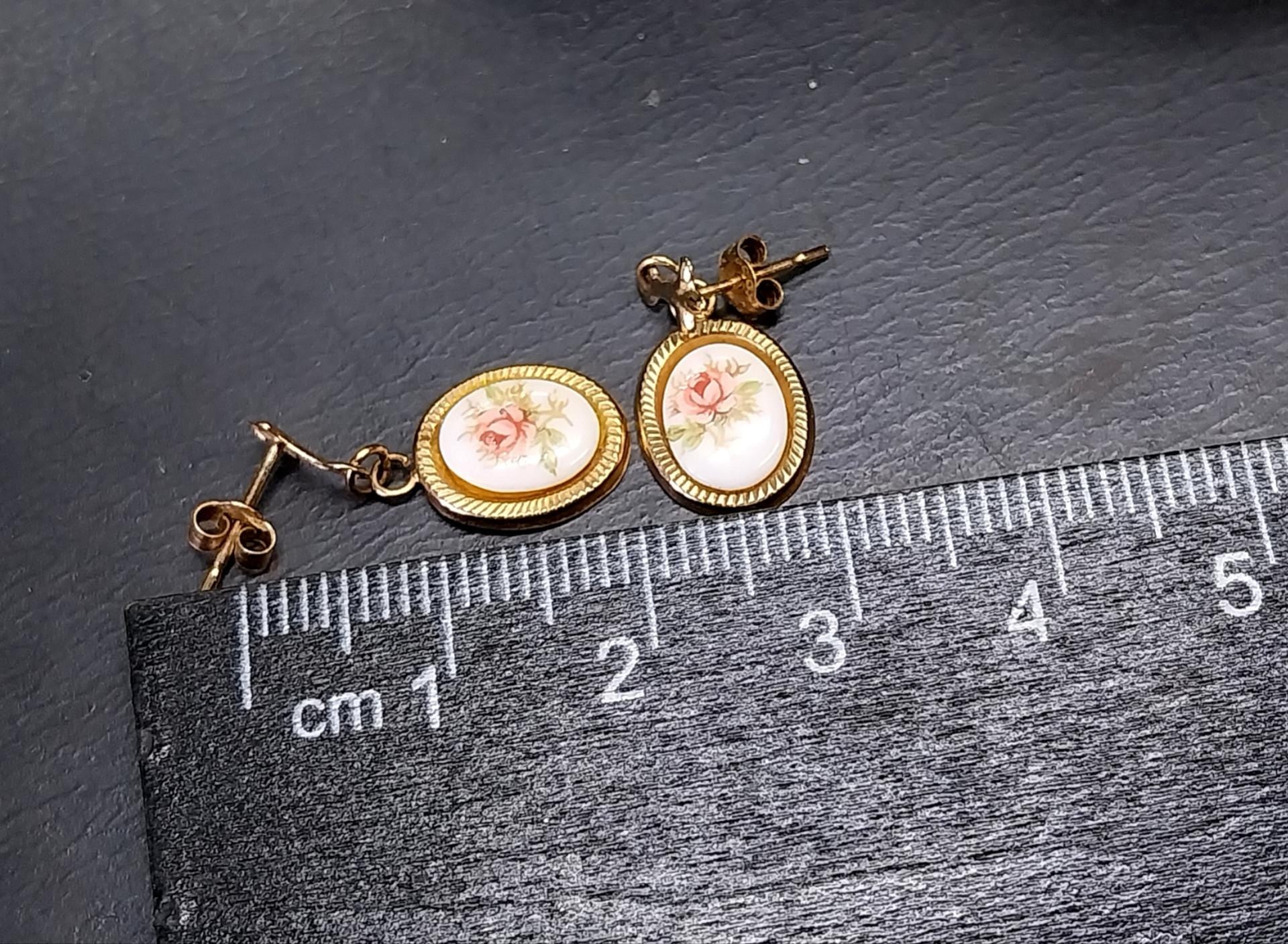 Vintage 9ct Gold Pink Rose EARRINGS - Dangly - 1g