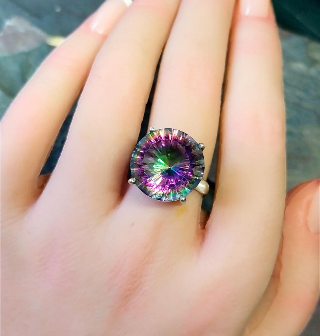 Sterling SILVER Mystic Topaz Rainbow Ring - Size uk M (us 7) - 7.8g