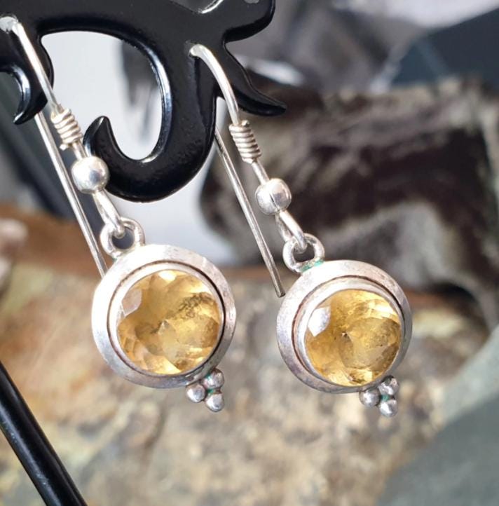 Vintage Sterling Silver Drop Earrings - with Citrine gemstone - 4.3g