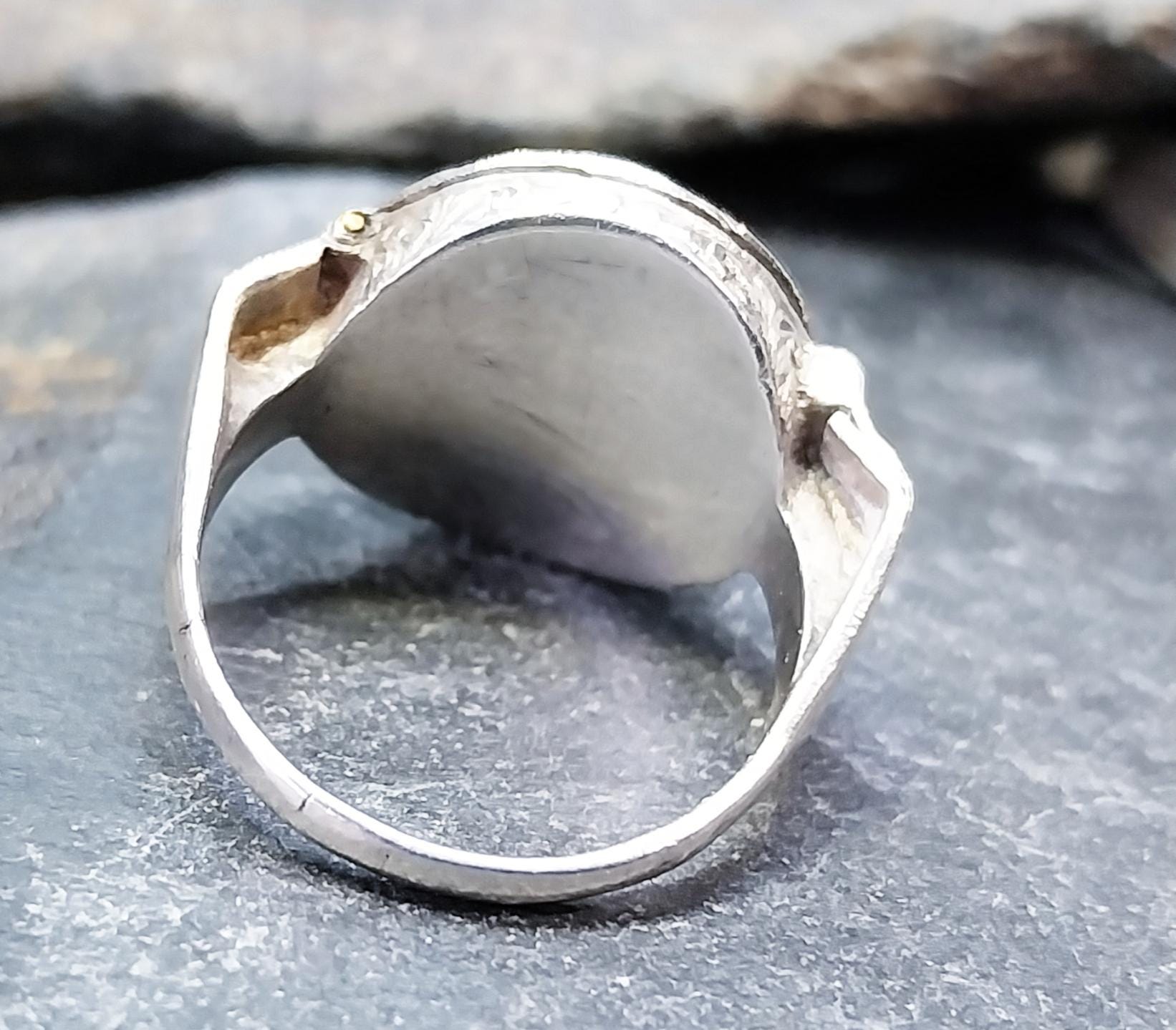 Vtg SILVER POISON LOCKET Ring - (secret compartment) Size uk M  (us 6) - 6.5g