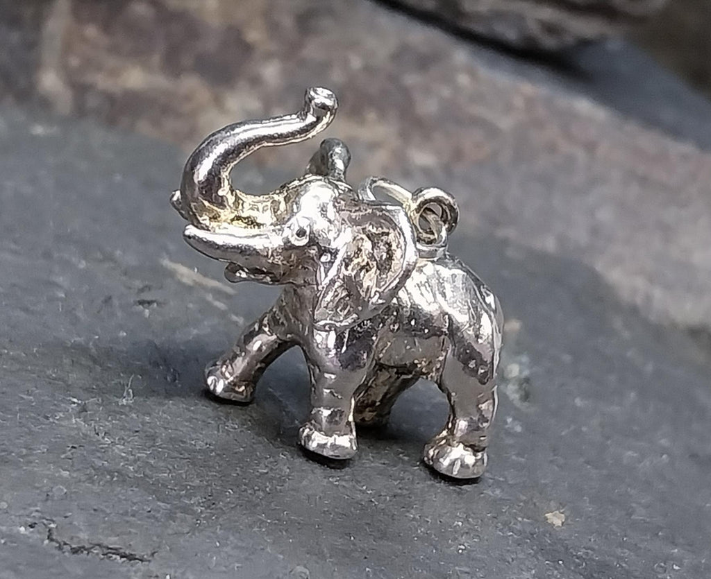 Vintage Silver ELEPHANT Charm or Pendant - 6.2g