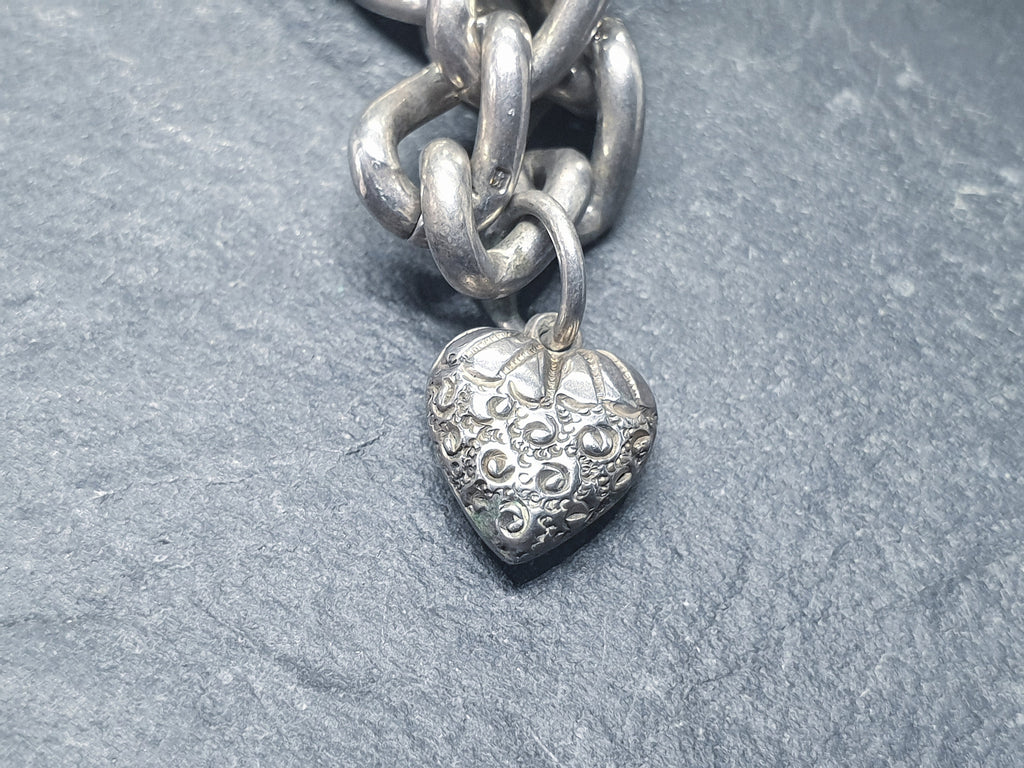 Vintage Silver CHARM BRACELET with 4 Charms and heart padlock clasp - 29.1g