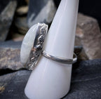 Vintage SILVER MOONSTONE RING - Ethereal - uk size Q (8) - 6.5g