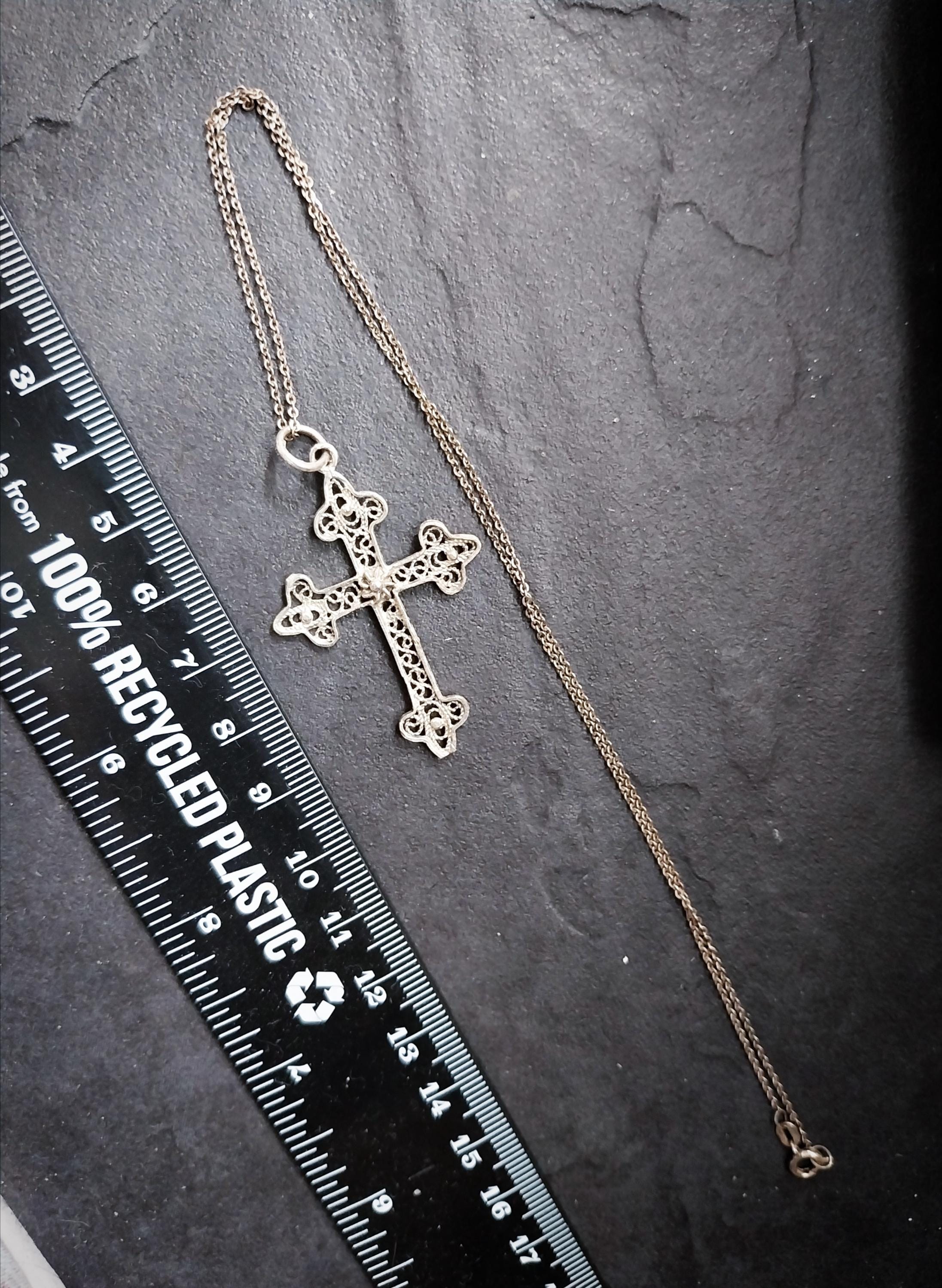 Antique Filigree Cross Crucifix on 18" Sterling Silver Chain - 3.3g