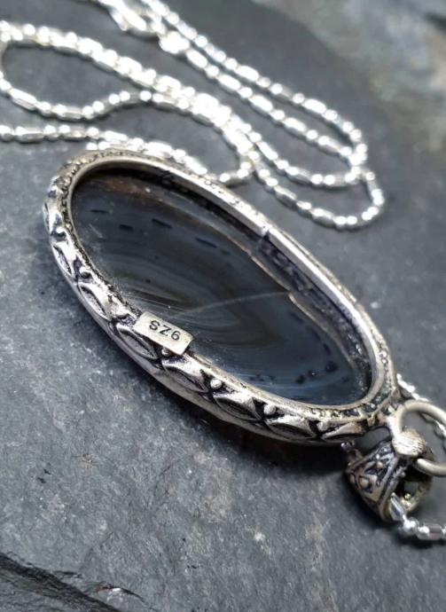 Large Sterling Silver Moss / Mottled Agate Necklace Pendant on 20" Chain - 16.4g