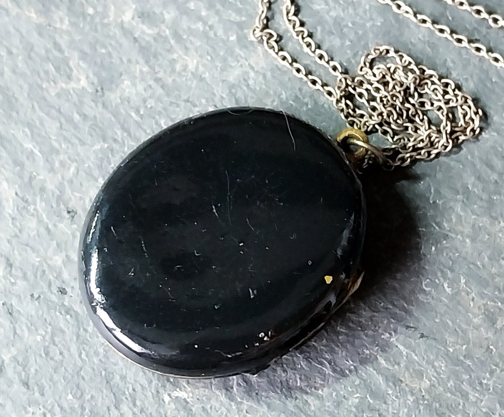 VICTORIAN Black Enamel LOCKET with Silver Cross - on 20" Chain - 15.5g