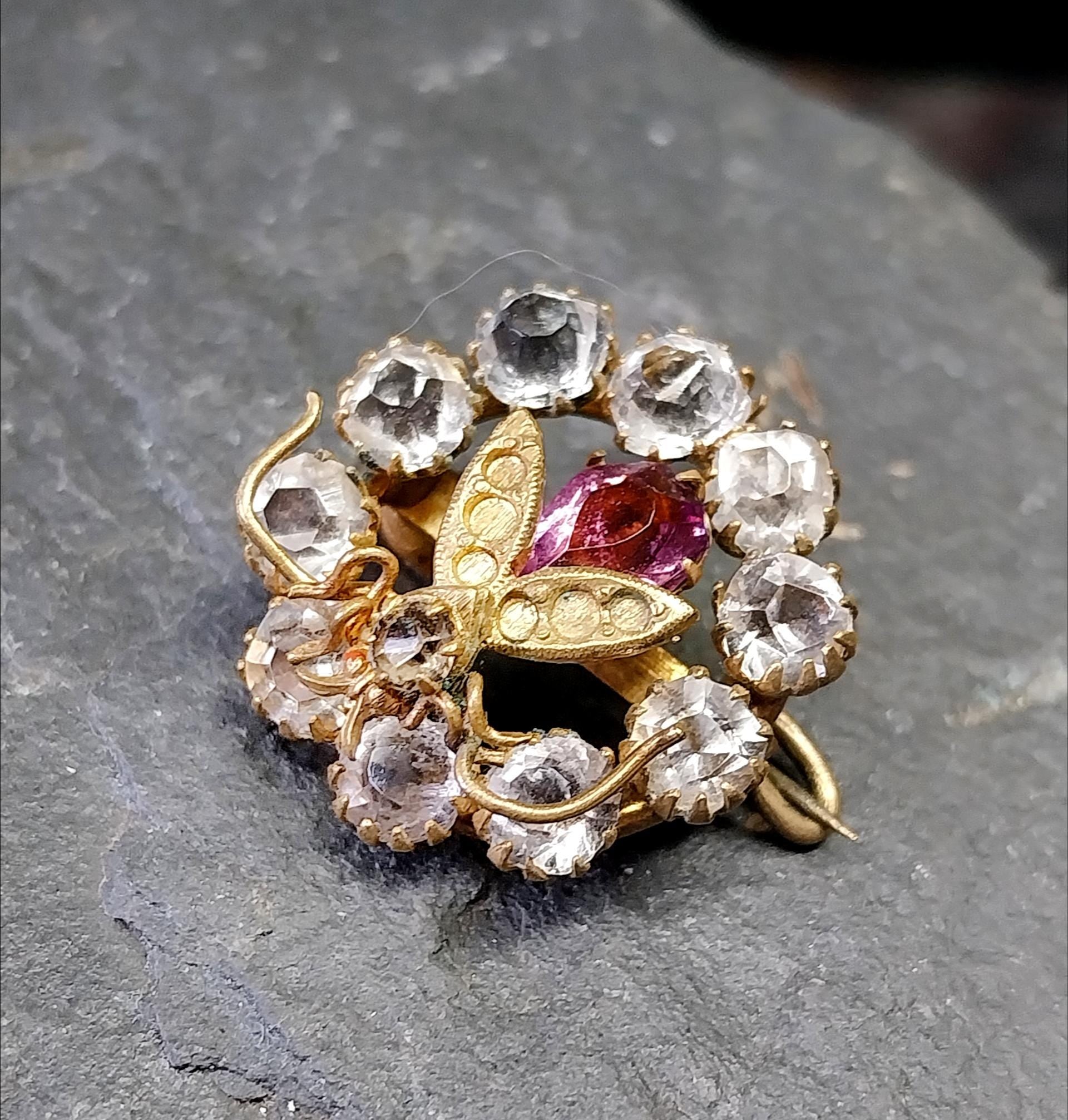 VICTORIAN FLY Insect BROOCH - Pinchbeck Pin and Paste stones