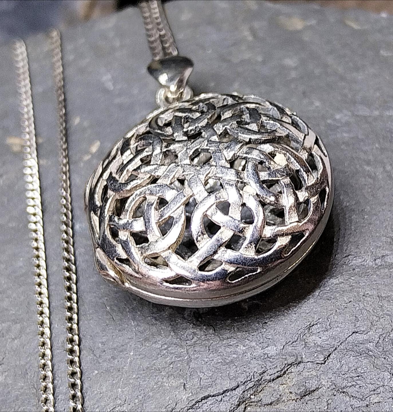 Kit Heath CELTIC Locket necklace - Sterling Silver -  on 17" Chain - 10.4g