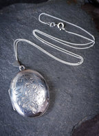 Large Vintage Silver LOCKET Necklace - Joseph Smith on 18" Sterling Chain - 10.4g