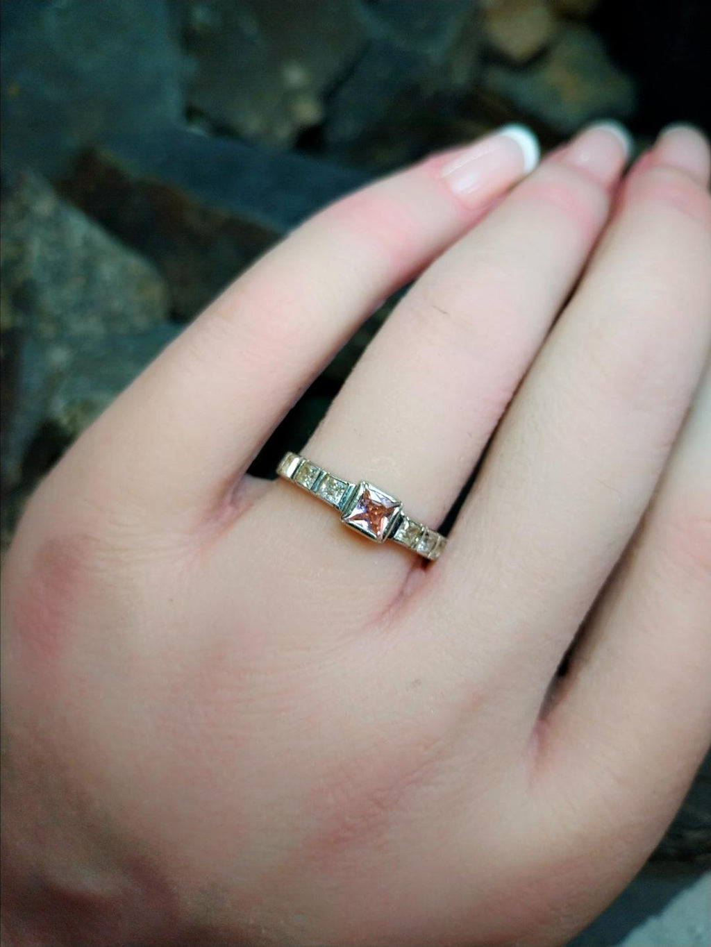 9ct WHITE GOLD Ring, Pink Morganite Solitaire - Size UK N 1/2 (us 7) 2.3g