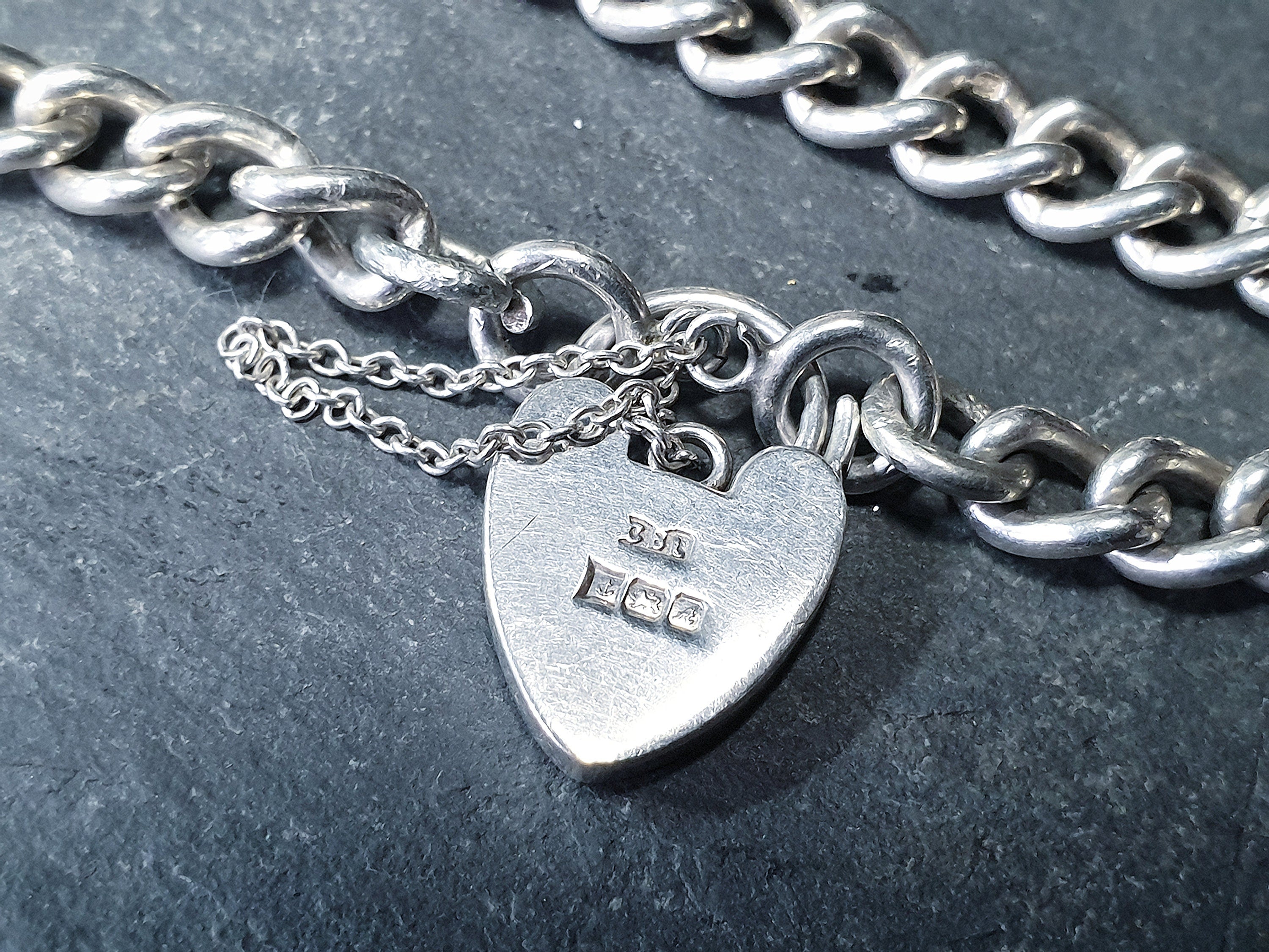 Vintage Silver Link Bracelet with heart padlock clasp c 1975, 18cm - 18.9g