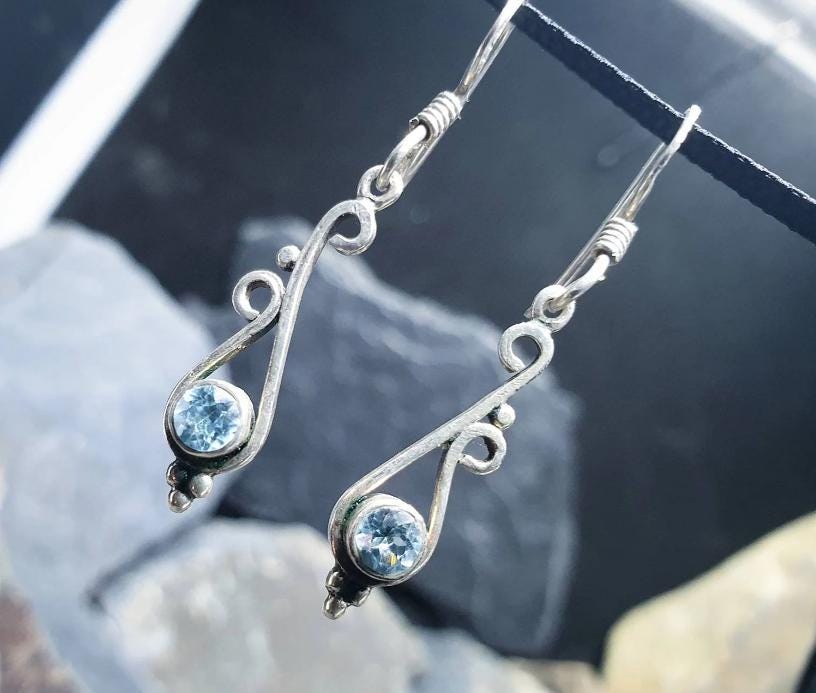 Sterling Silver Dangle Earrings - with Turquoise Blue Stone - 2.4g