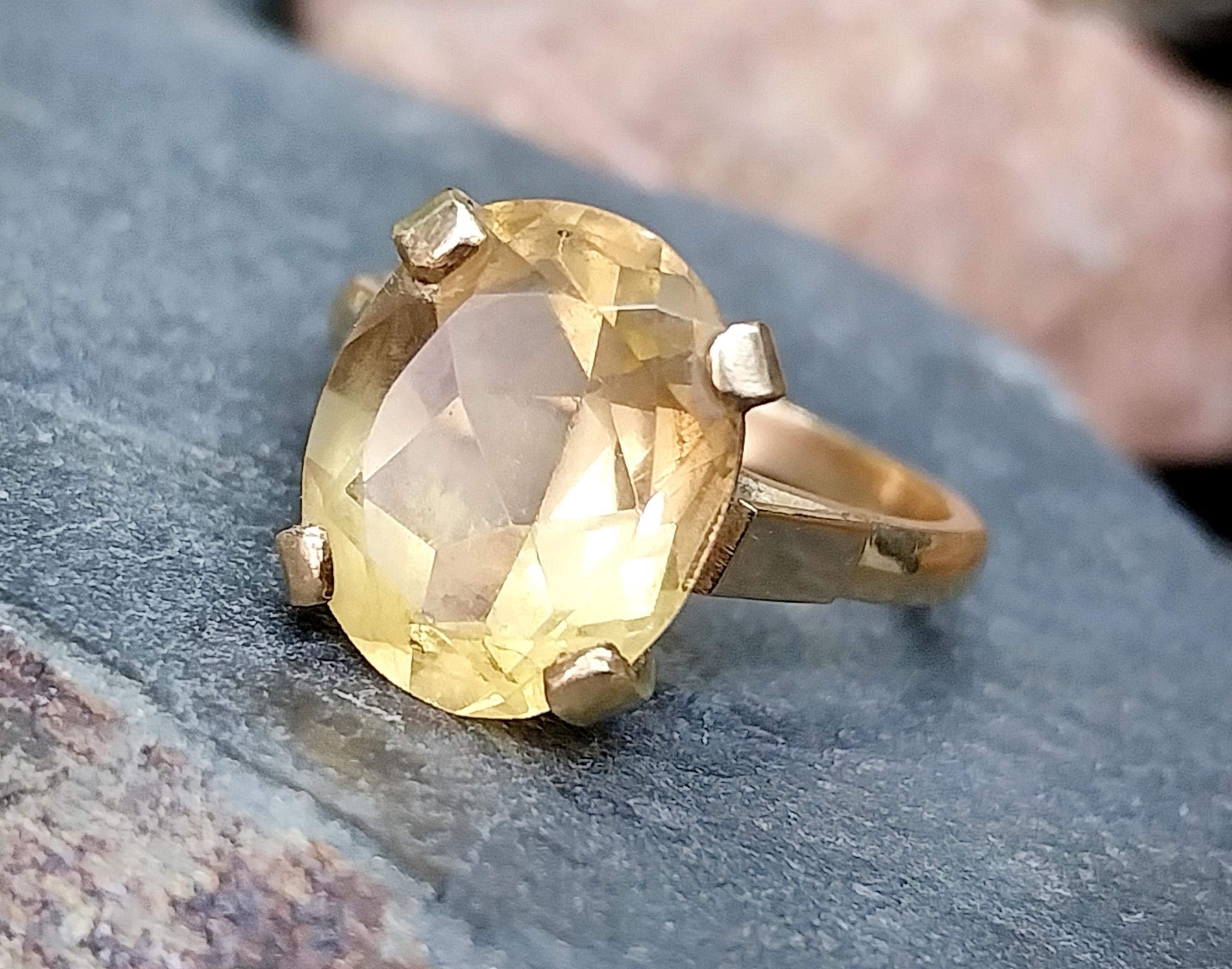 Vintage 9ct GOLD RING Golden Citrine - Size uk N (us 6.75) - 3.8g
