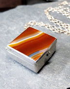 Large Striped Agate Pill Snuff Box Locket - 20" chain - 18g