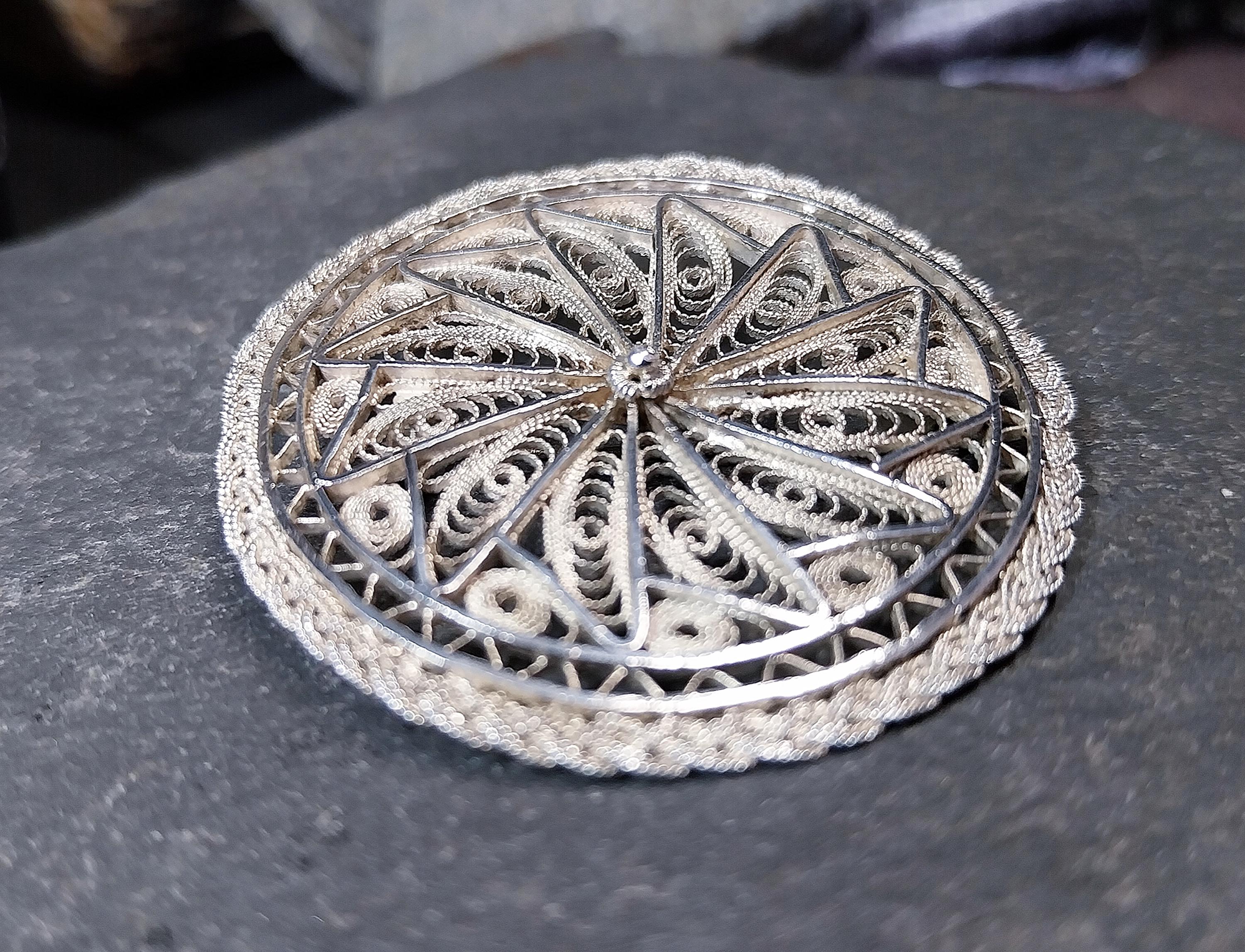 Antique Silver FILIGREE STAR Brooch - Sterling Pin - 7.8g