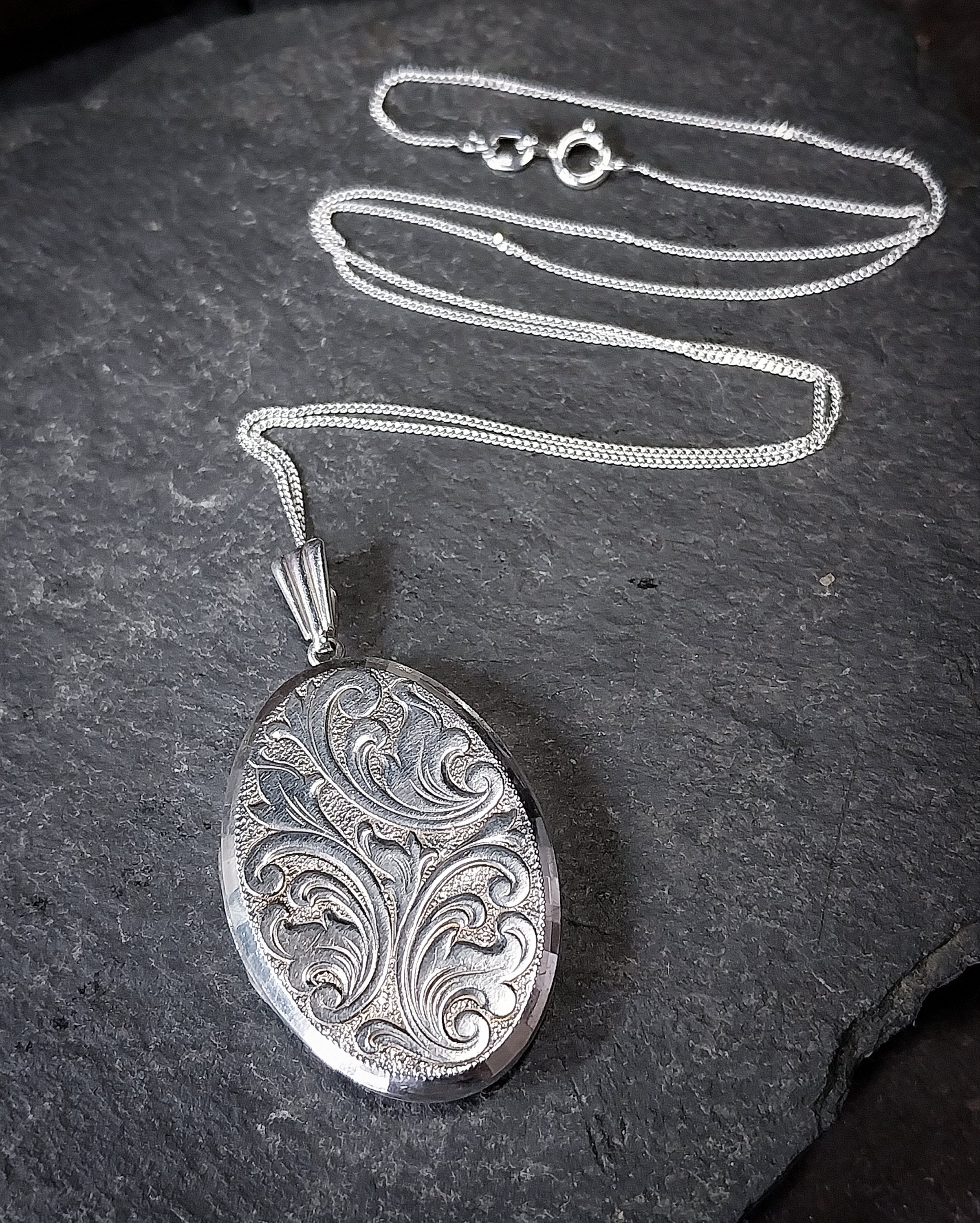 Large Georg Jensen OVAL LOCKET Necklace - with 18" Chain - Sterling Silver - 8.4g