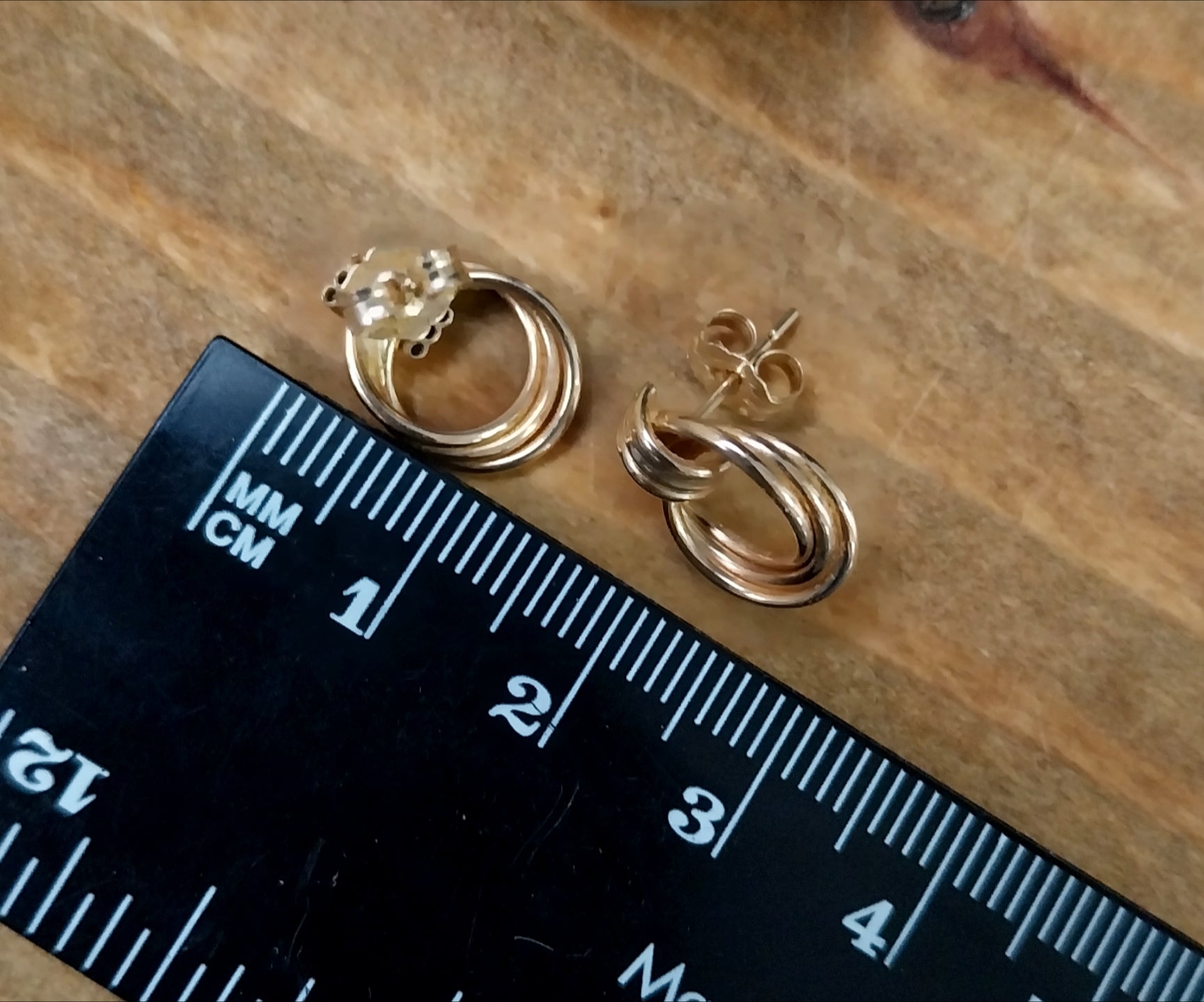 Vintage 9ct Gold Triple Hoop EARRINGS - butterfly backs - 1.6g