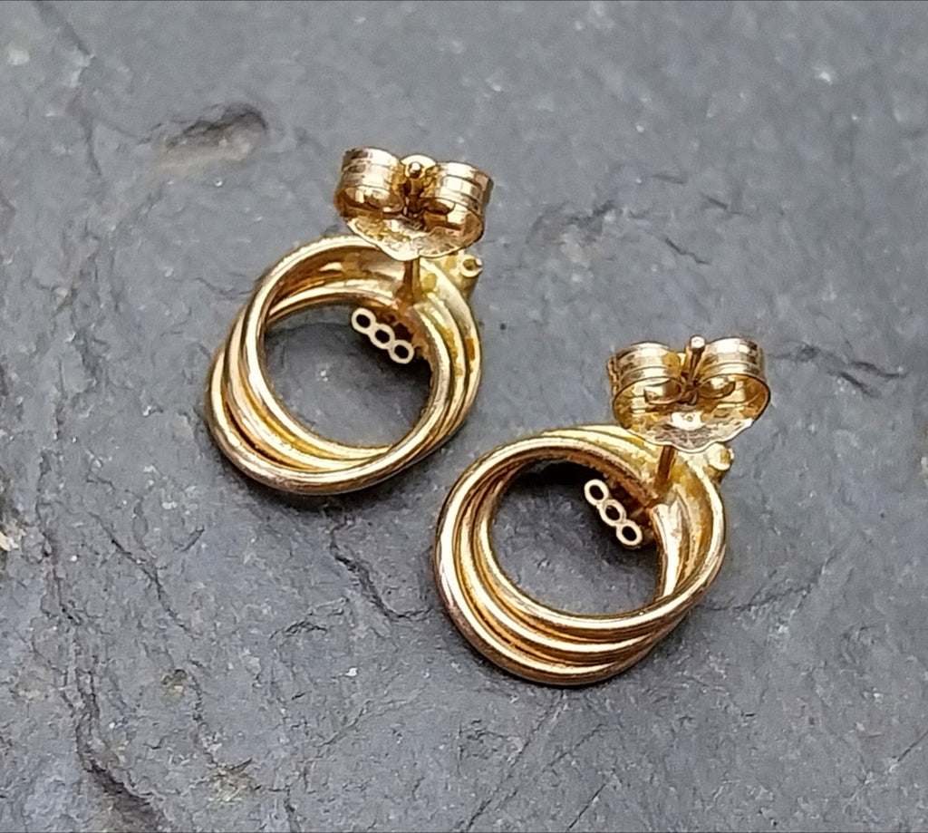 Vintage 9ct Gold Triple Hoop EARRINGS - butterfly backs - 1.6g