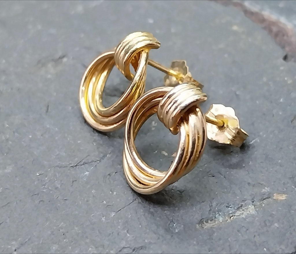 Vintage 9ct Gold Triple Hoop EARRINGS - butterfly backs - 1.6g