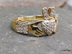 9ct GOLD & cz CLADDAGH Ring - Size Q (us 8) - 2.1g