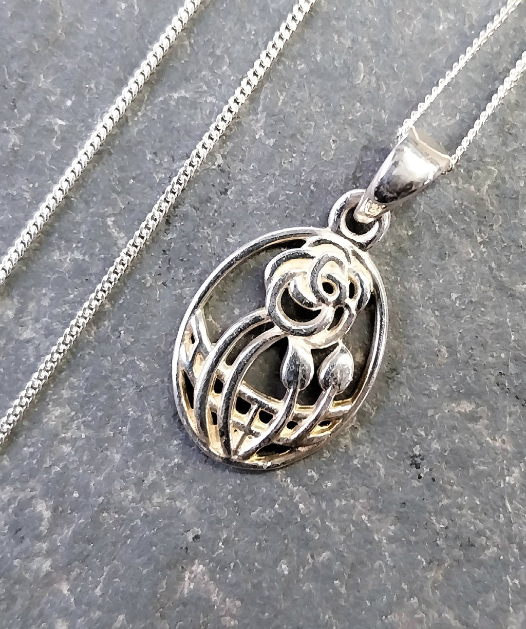 Vintage Sterling Silver CELTIC ROSE Pendant Necklace & 18" Chain - 2.7g
