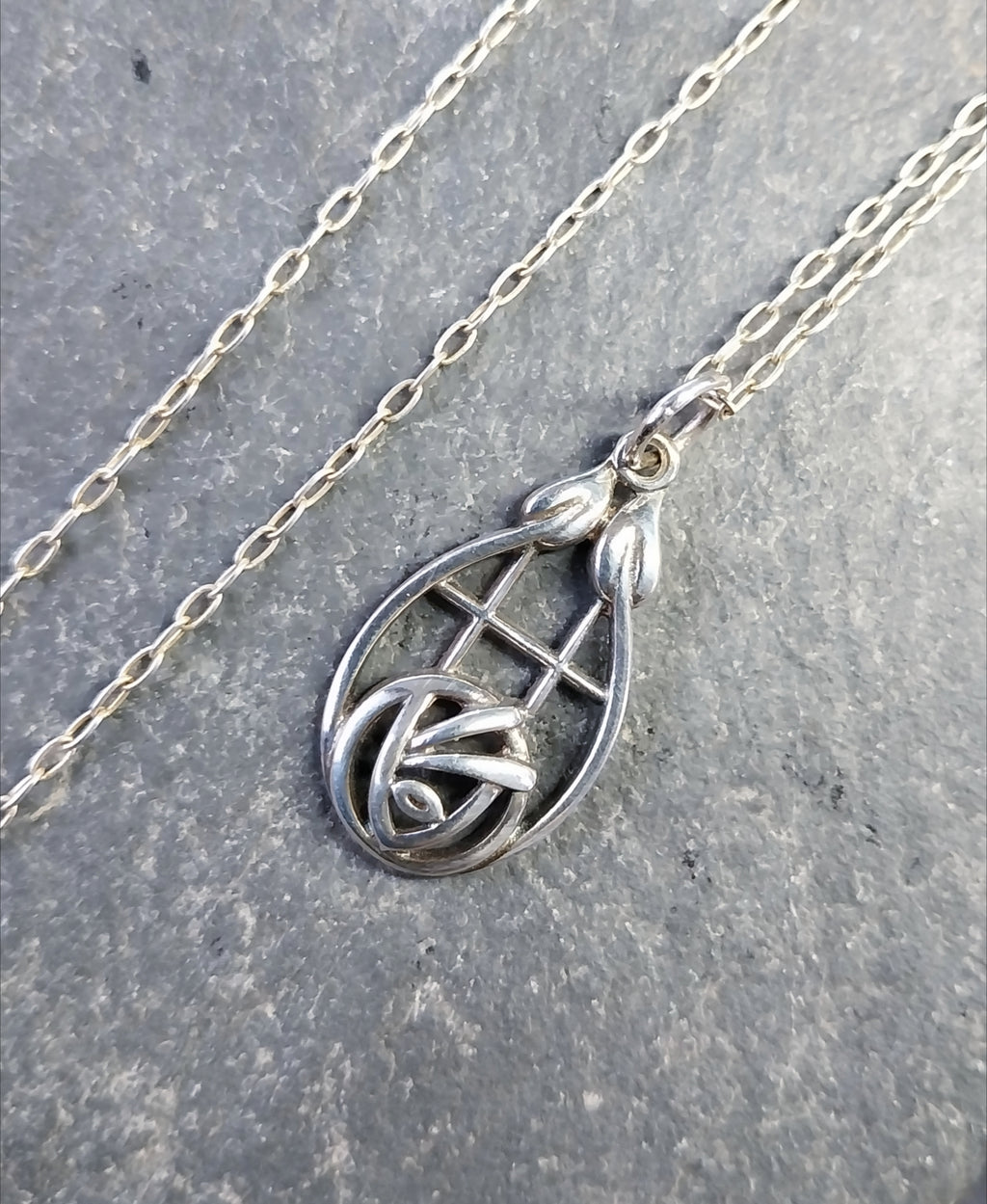 Sterling Silver Necklace with Rose and Cecily Leaf Pendant on 18" Chain - 3.9g