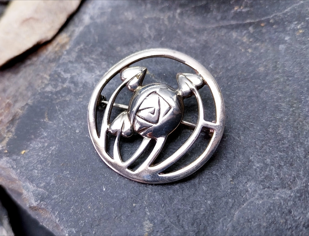 Vintage Celtic ROSE Brooch - Art Deco -5.8g