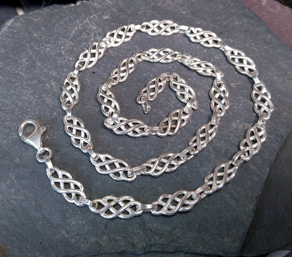 Chunky STERLING SILVER Celtic Knot Link Chain Necklace - 18" Long - 22g