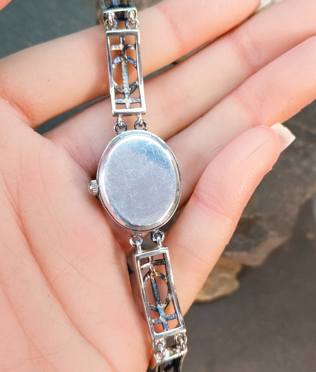 Vintage Sterling Silver Carvel WATCH - Celtic bracelet Strap 18cm - 29.6g