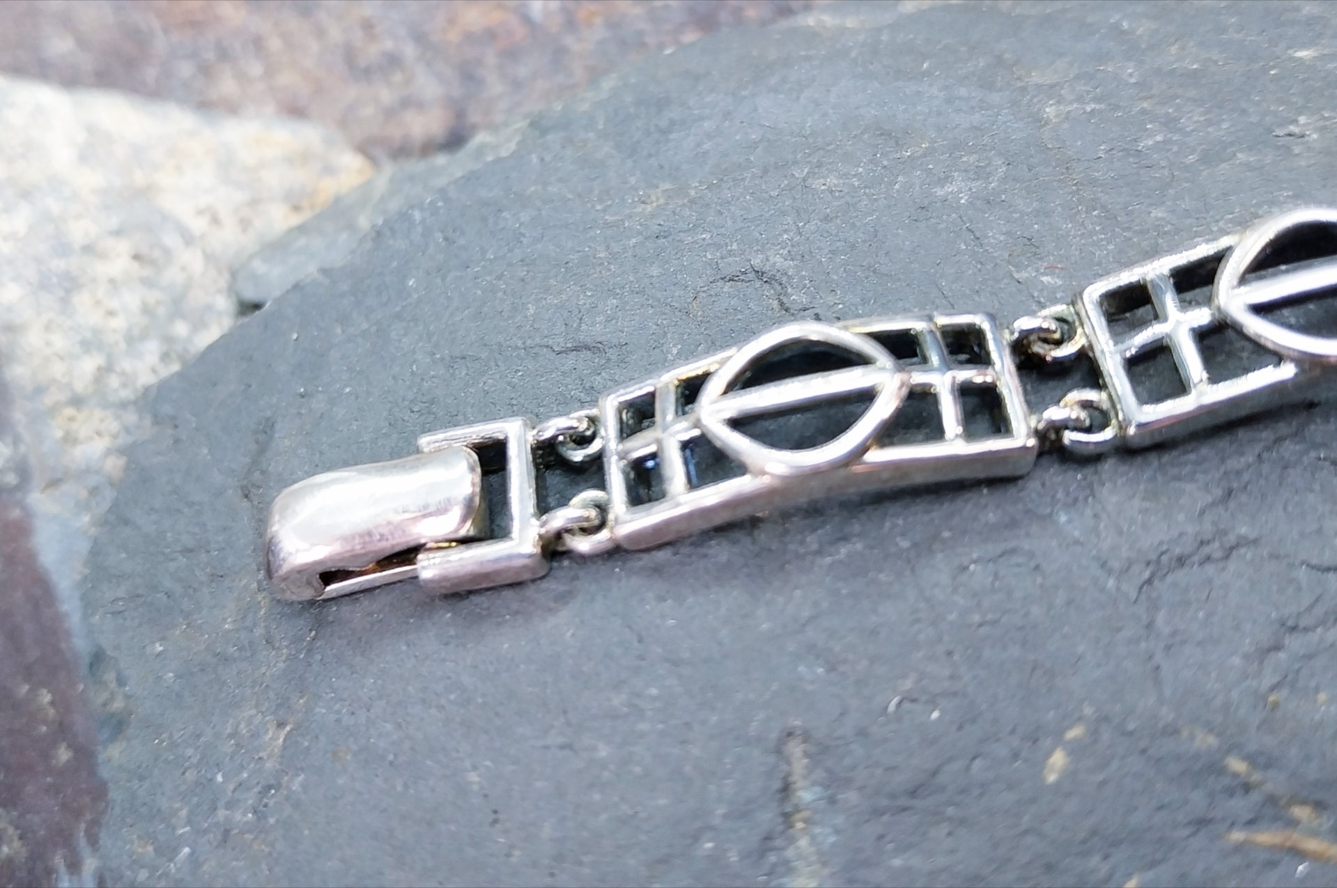Vintage Sterling Silver Carvel WATCH - Celtic bracelet Strap 18cm - 29.6g