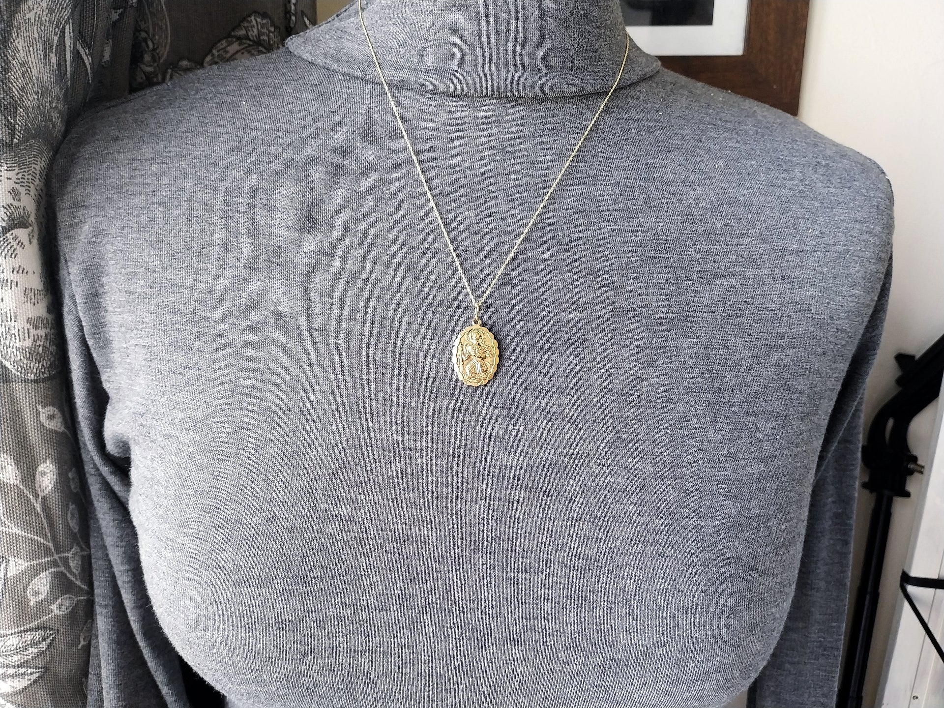 9ct Gold Georg Jensen St Christopher Necklace Pendant - Double Sided on 20" Chain - 4.8g