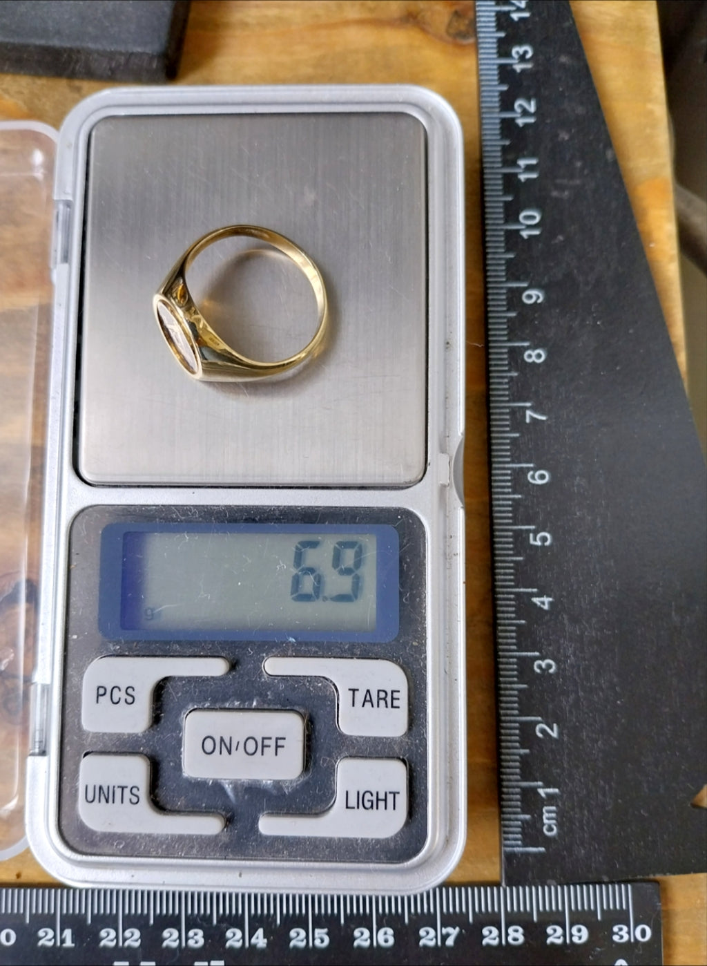 9ct GOLD MASONIC Swivel RING - Blue Enamel Spinner - uk size S (us 9) - 6.9g