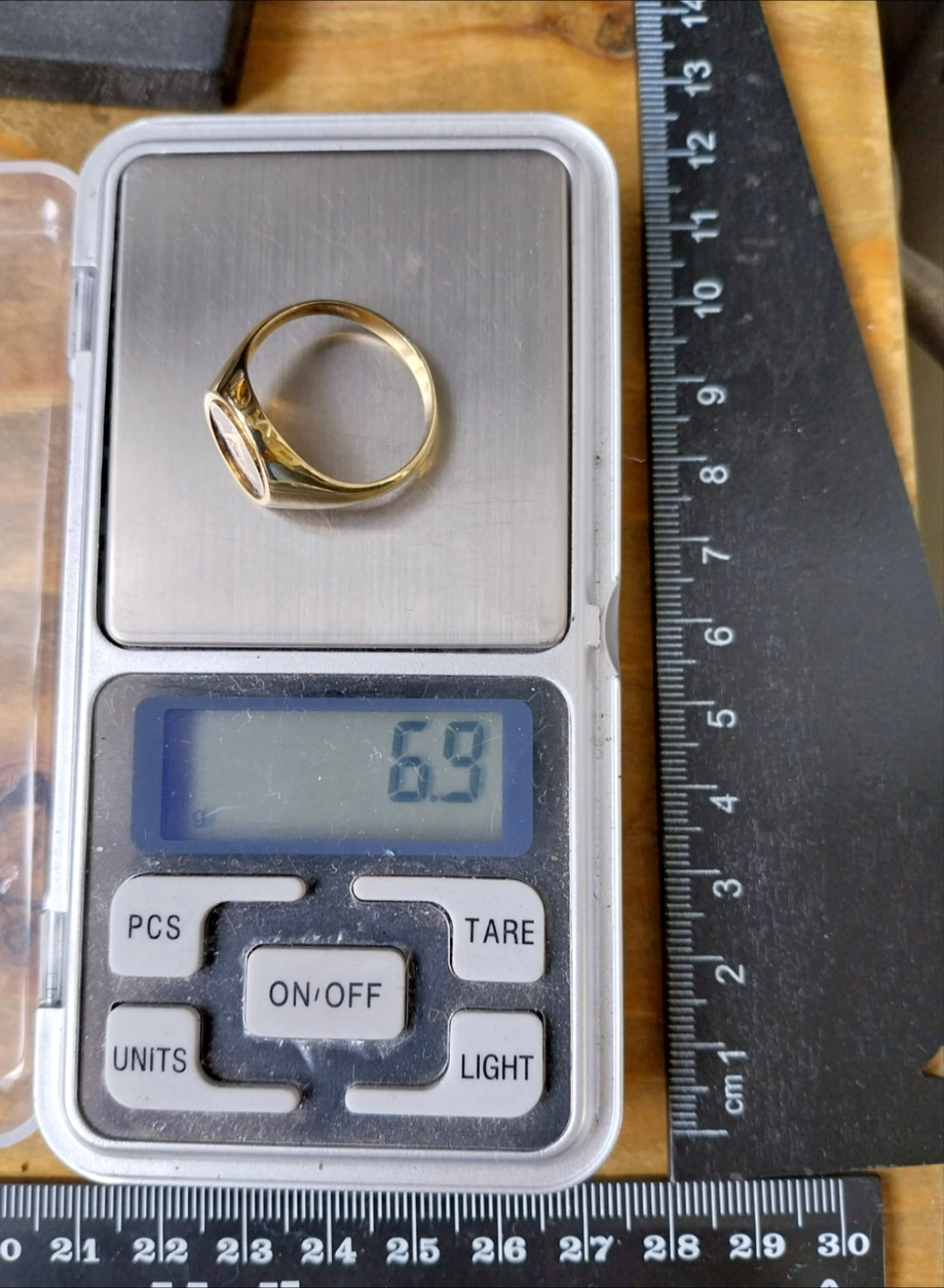 9ct GOLD MASONIC Swivel RING - Blue Enamel Spinner - uk size S (us 9) - 6.9g