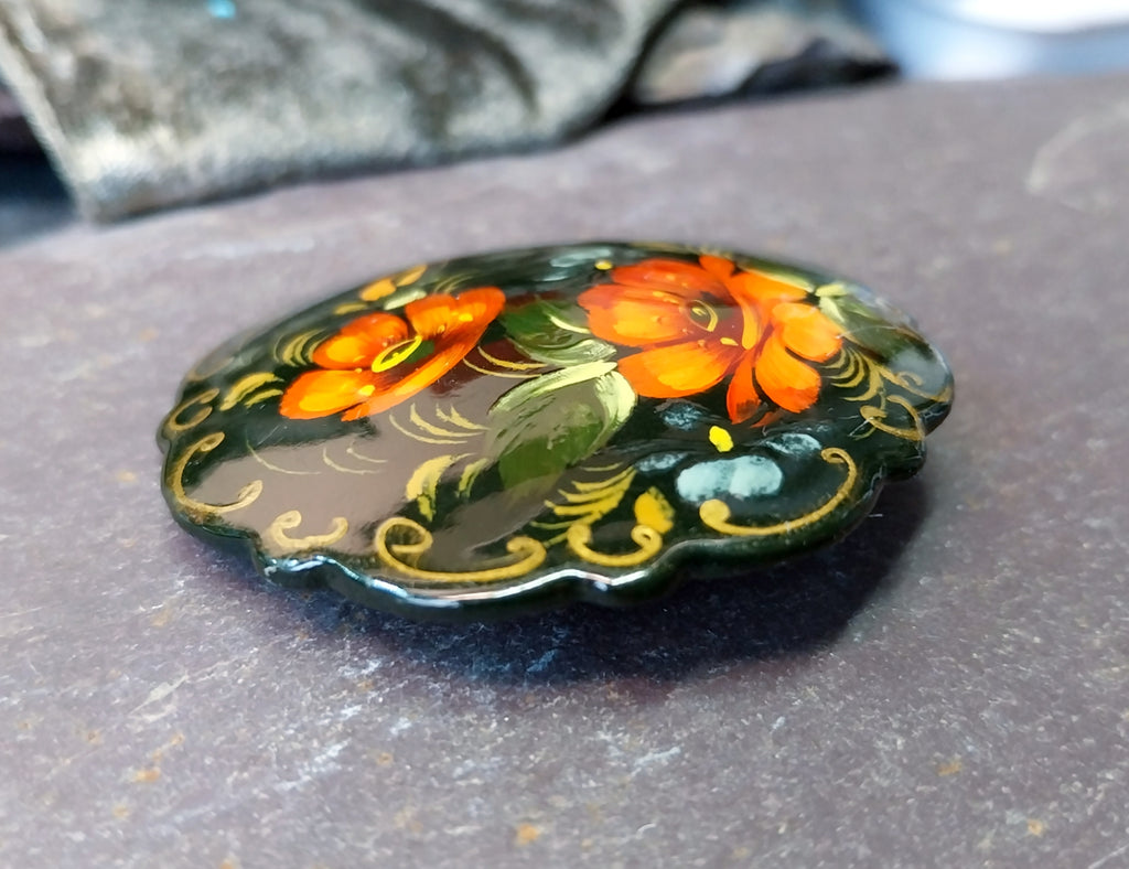 Russian Lacquer Art Brooch with Red Orange Flowers 7.4g