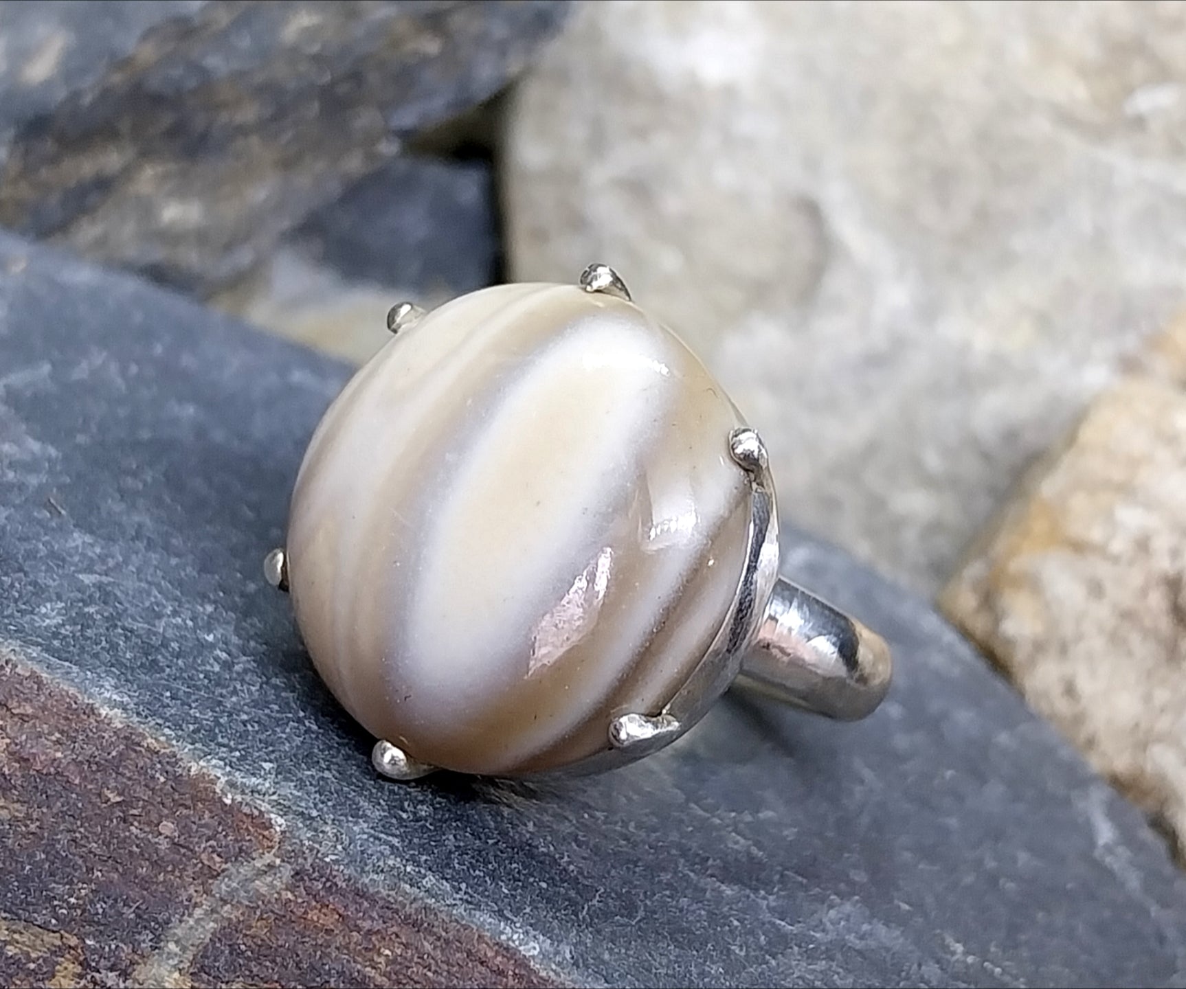 Vintage Large SILVER BANDED AGATE Ring - Size uk P (us.5 7) - 9.3g