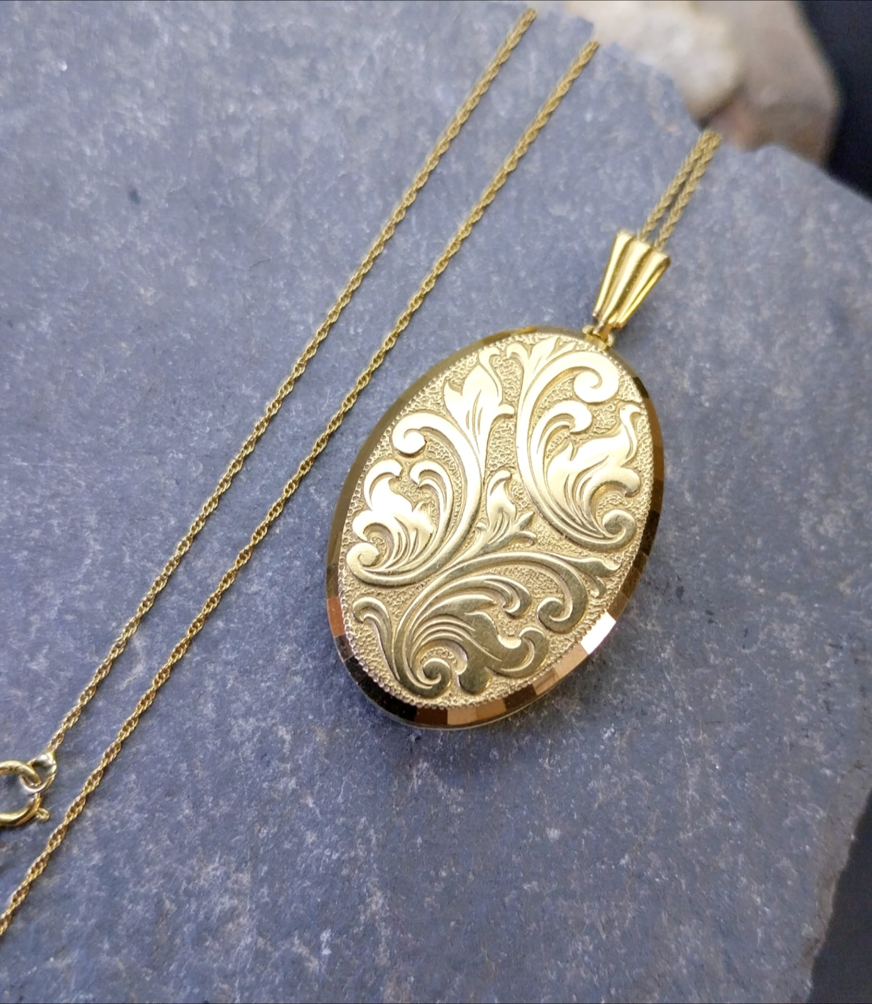 9ct Gold Georg Jensen Locket Necklace with 20" Chain - c 1969 - 9g