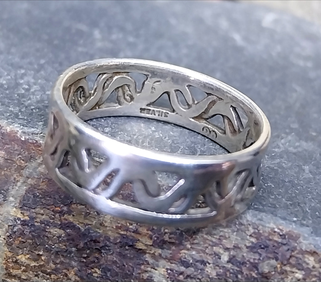 Sterling Silver Wave RING - 925 Sterling Silver - Size uk Q ( 8) 2.9g