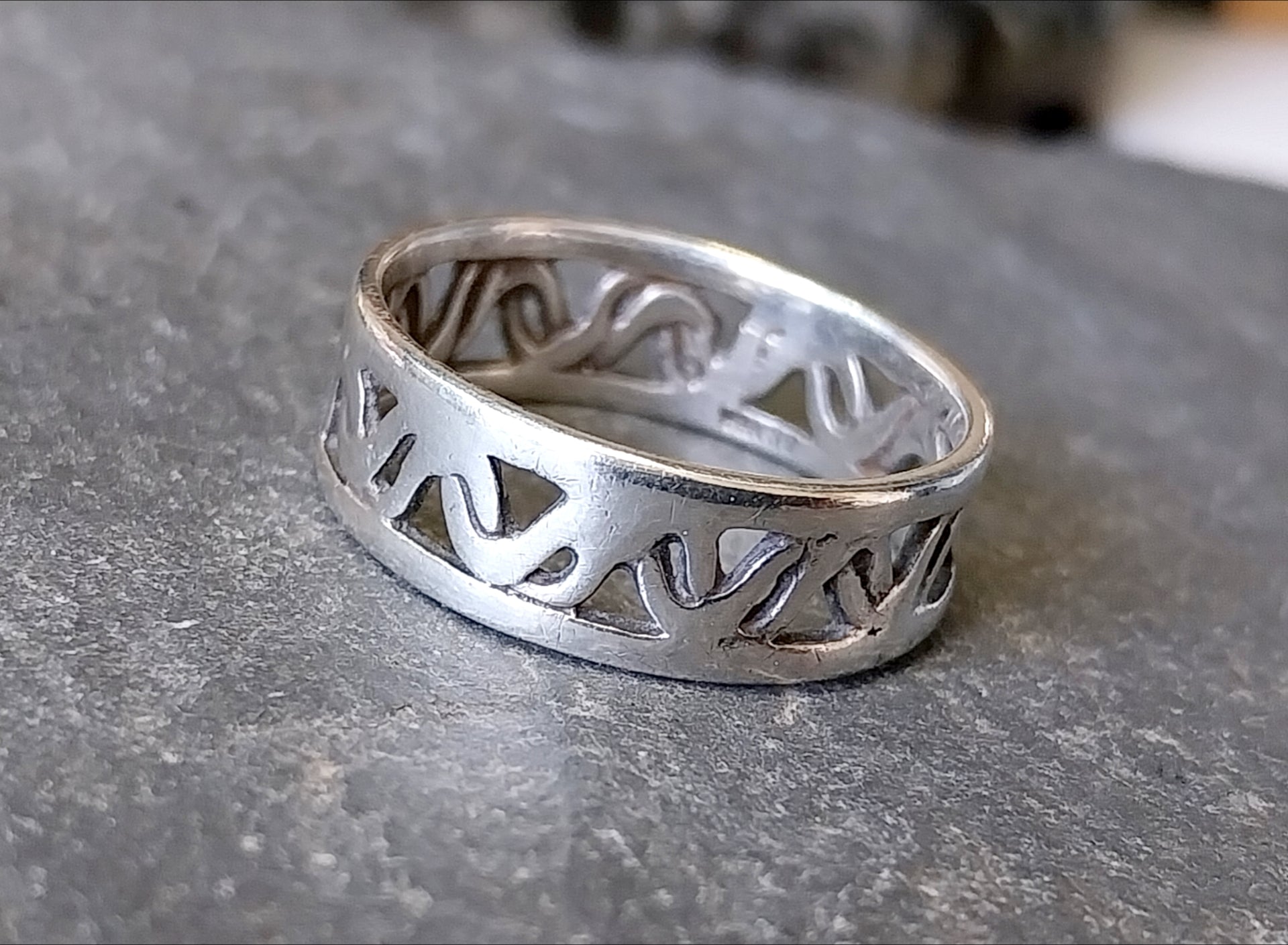 Sterling Silver Wave RING - 925 Sterling Silver - Size uk Q ( 8) 2.9g