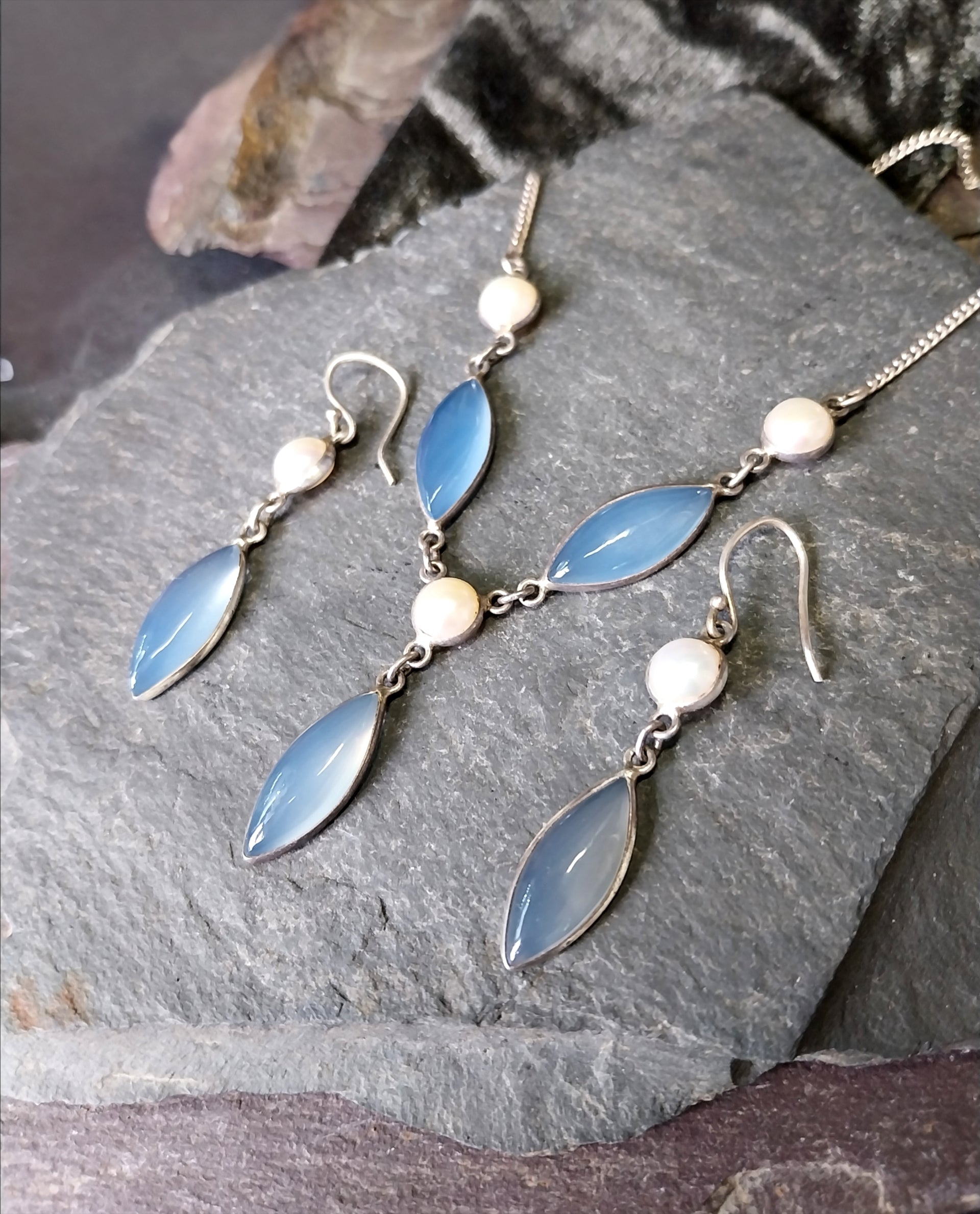 Sterling SILVER & Moonstone Necklace and Matching Earrings Gift Set 18" - 13.2g