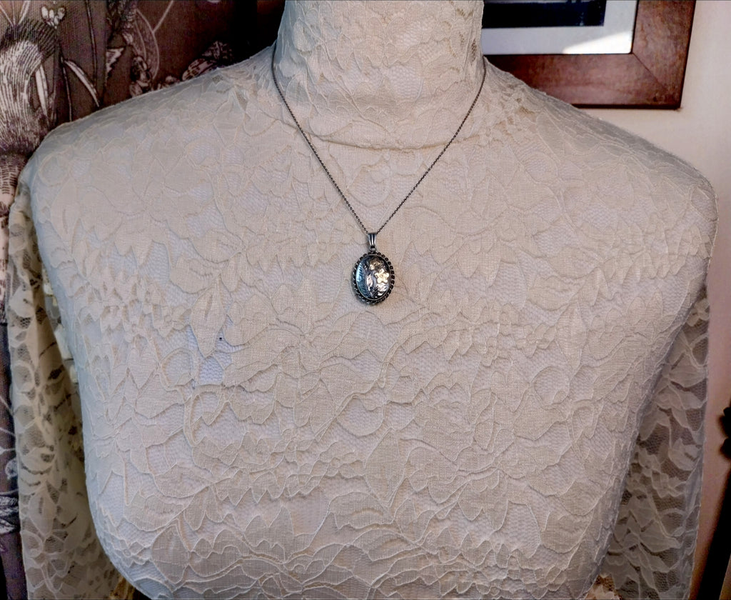 Vintage SILVER Oval LOCKET - with Gold Flowers on 17" Chain - 5g