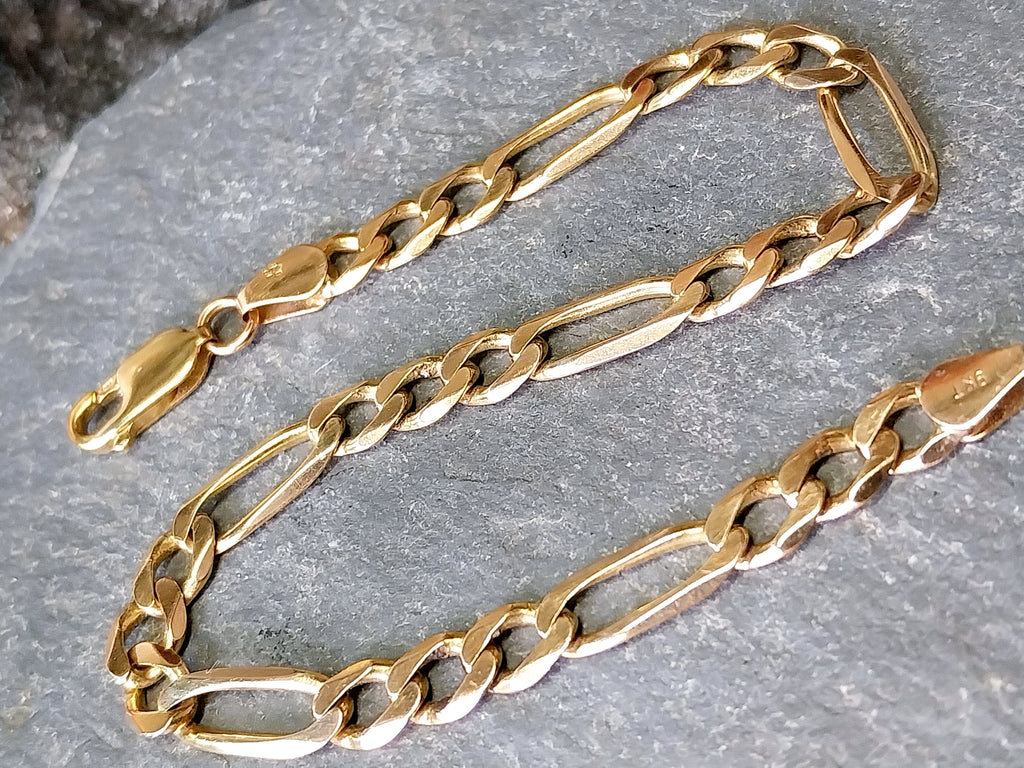 9ct GOLD CURB LINK Bracelet length 21.5cm, 6mm wide - 9g