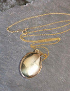 9ct GOLD and BLUE ENAMEL Celtic Locket Necklace & 18" Chain - 2.7g