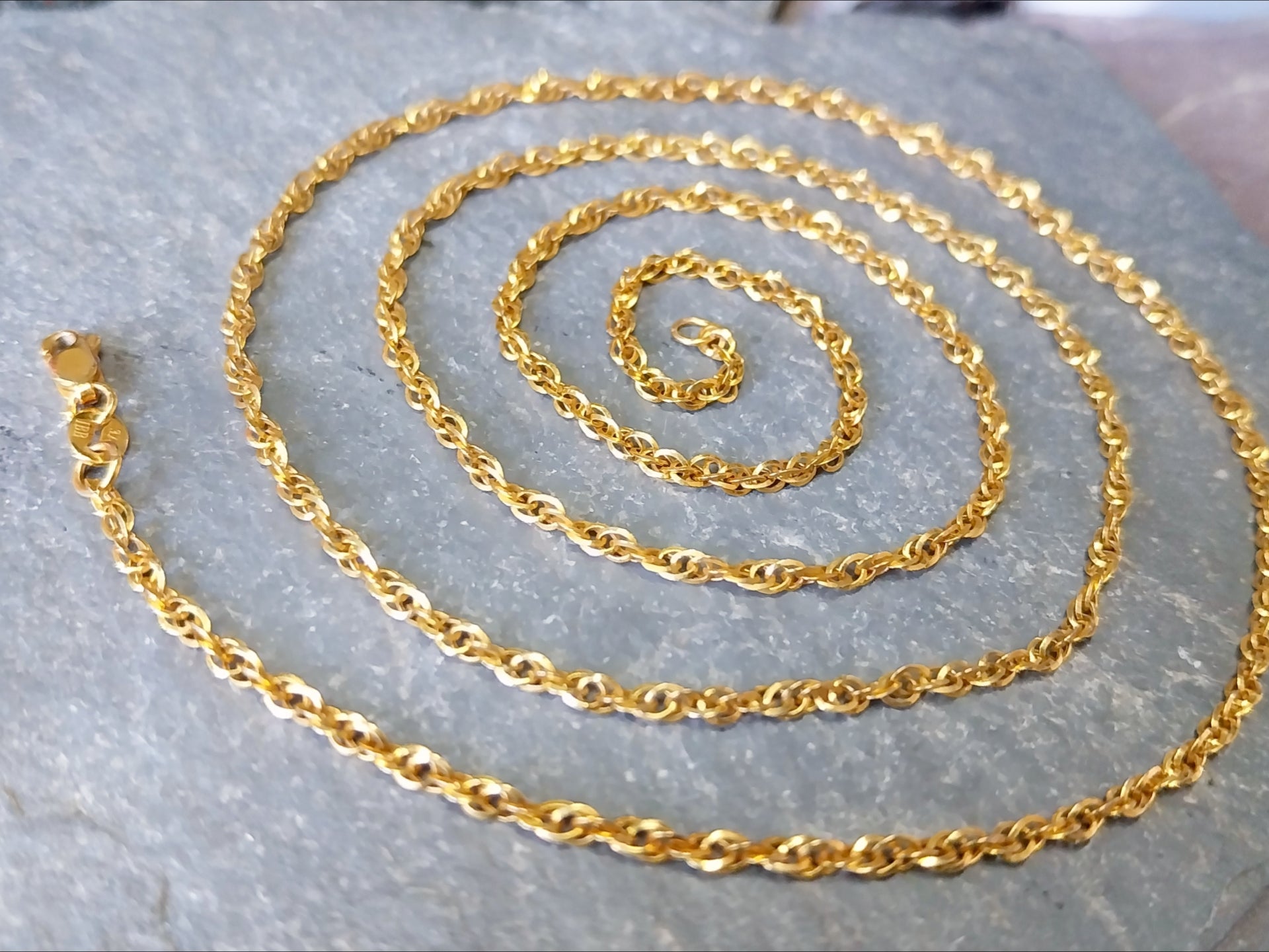 Vintage 9ct GOLD Twisted Rope Chain Necklace, 24" - 2.5g