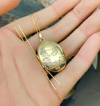 Vintage 9ct GOLD LOCKET with White Swallow Birds on 18" Gold Chain - 4.1g
