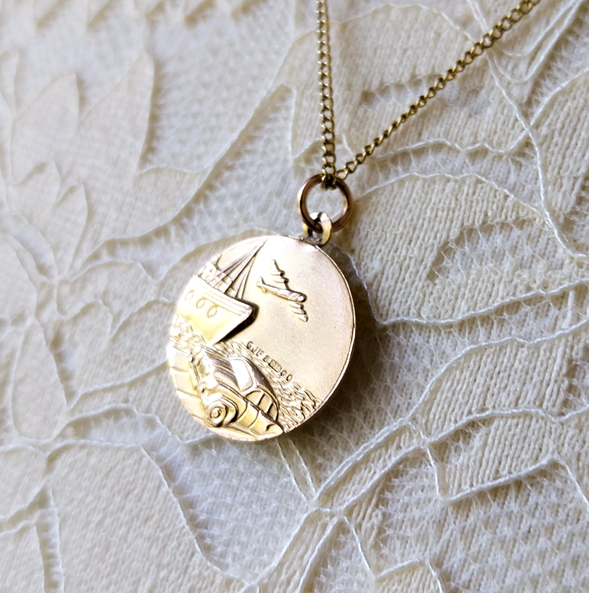 9ct Gold Georg Jensen St Christopher Necklace - Double Sided on 20" Chain - 6.1g