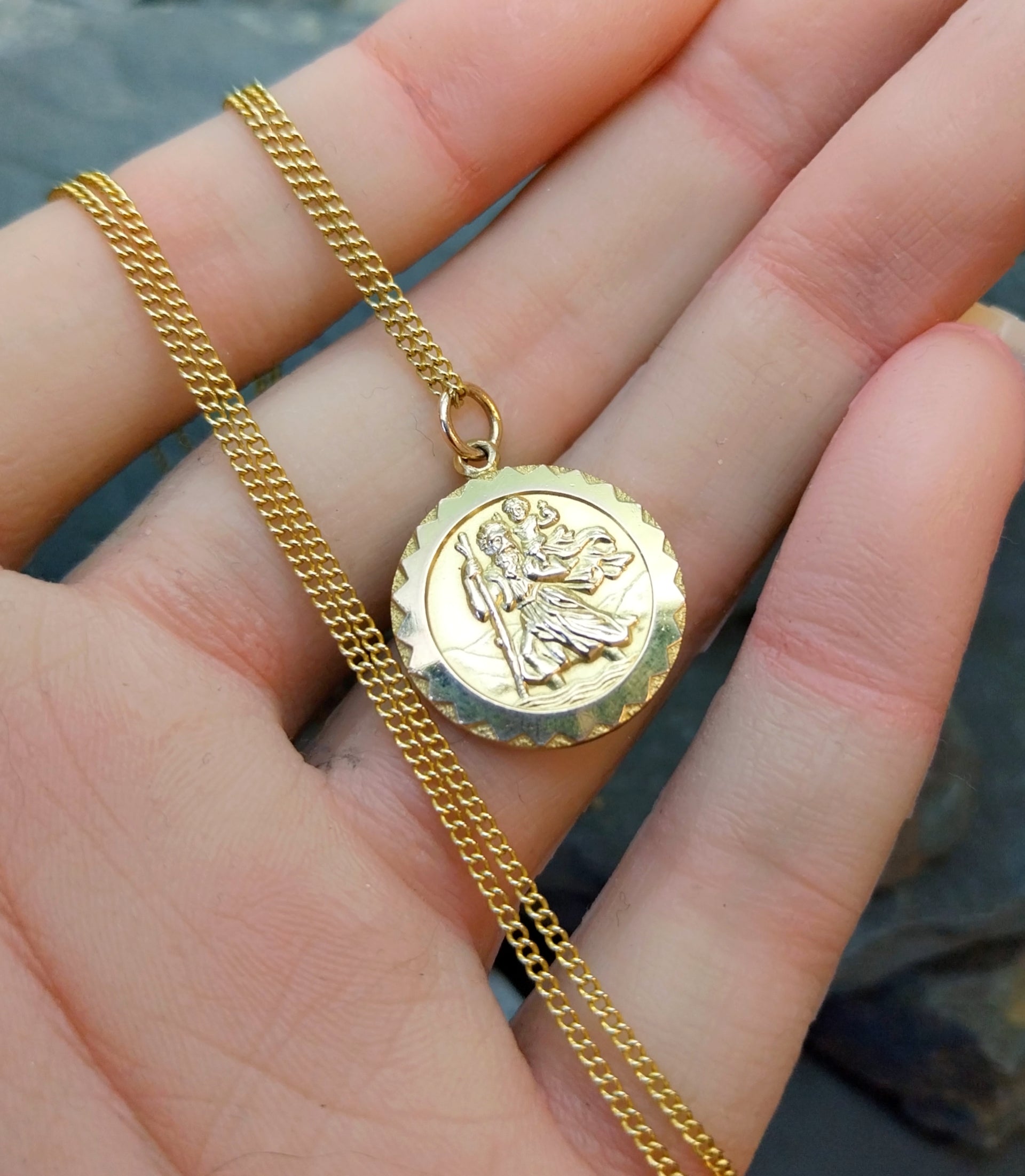 9ct Gold Georg Jensen St Christopher Necklace - Double Sided on 20" Chain - 6.1g